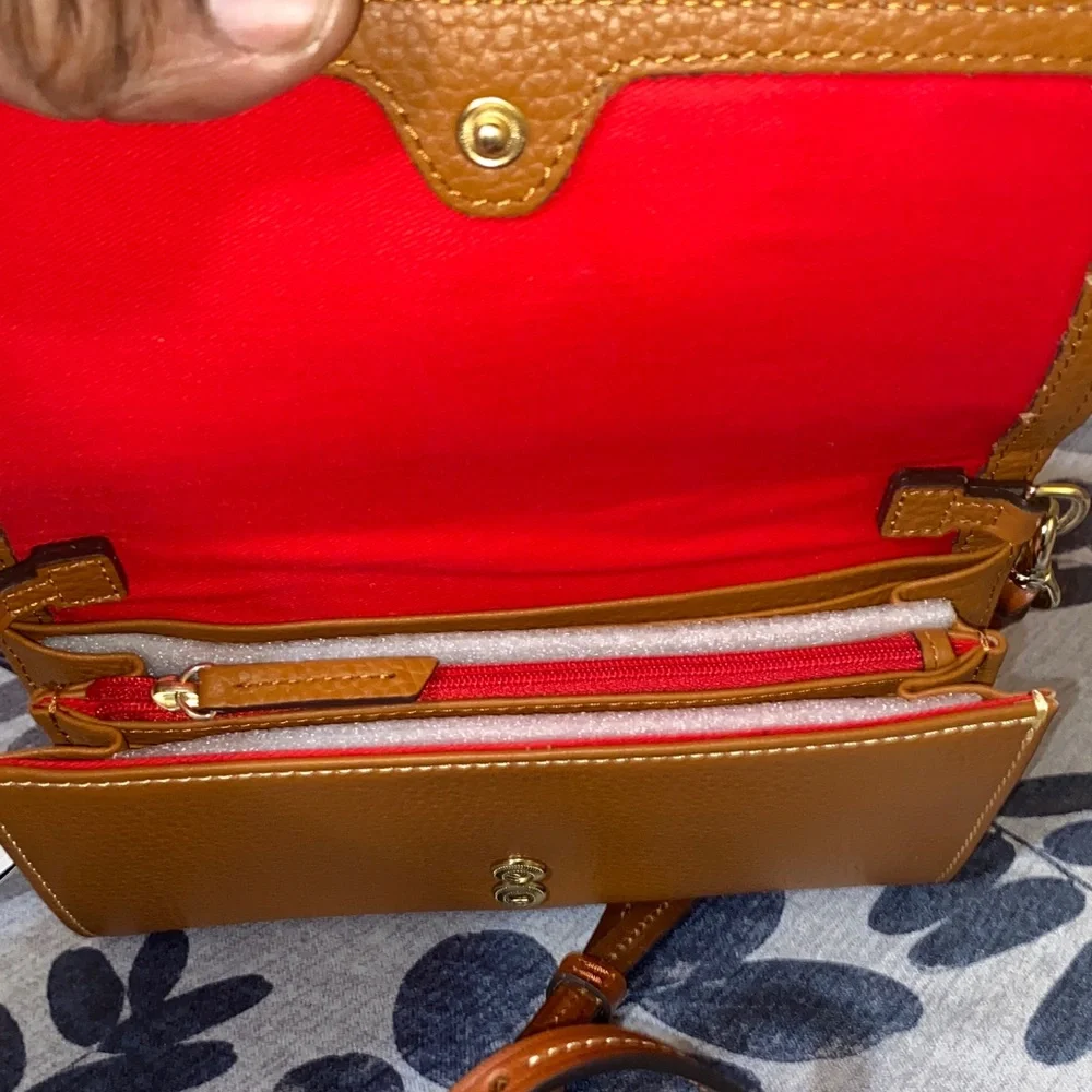 Dooney & Bourke Carmel Clutch Crossbody - Picture 3 of 6